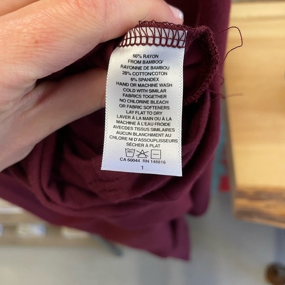 NWT - Smash + Tess Friday romper in Wine - Picture 4 of 9